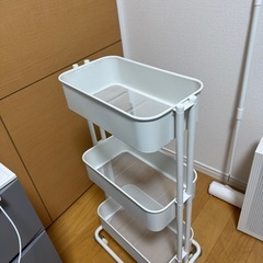 ラック　3段　キャスター付の画像