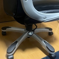 オフィスチェアの画像