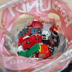 トミカ・プラレール・トーマス・マクドの玩具いろいろの画像