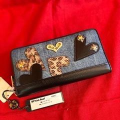 Think Bee! ハートの財布、A000952未使用。の画像