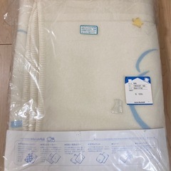 ファミリア　毛布の画像