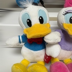 ドナルドダックデイジーセットぬいぐるみの画像