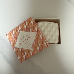 Francfranc新品未使用箱付きコンパクトミラーの画像