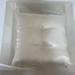 アイプリモ箱付きリングピローの画像