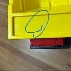 プラスチック　大型ダンプカーの画像