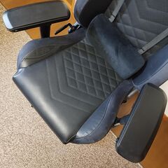 【美品】noblechairs EPIC ノーブルチェアーズ エピック ゲーミングチェア ブラック Nの画像