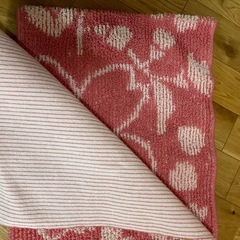 インテリアマット　ピンク　花柄の画像