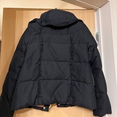 ダウン　ブラック Sサイズ　フリル付きの画像