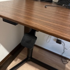 ニトリ　昇降PCデスク
の画像