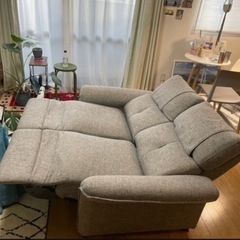 電動リクライニングソファ　2人掛けの画像