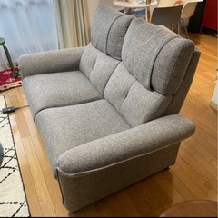 電動リクライニングソファ　2人掛けの画像