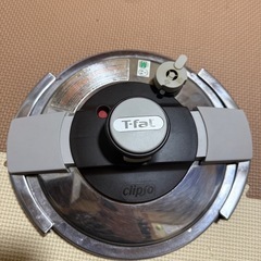 T-fal圧力鍋 6L
の画像