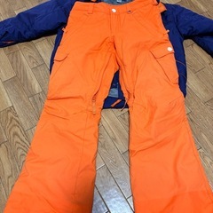 キッズ　スキースノボウェアセットの画像