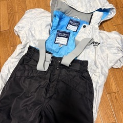 キッズ　スキースノボウェアセットの画像