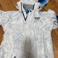 キッズ　スキースノボウェアセットの画像