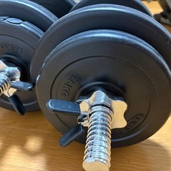 ベンチ台 /ダンベル2本の画像