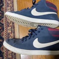 NIKE ナイキ　スニーカー　ハイカット　ネイビー×レッド　27cm の画像