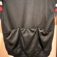 ほぼ未使用　自転車　ウェア　2度のみ使用の画像