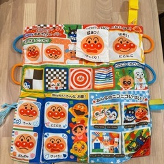 アンパンマン5way手あそびペーパーとおでかけ布絵本の画像