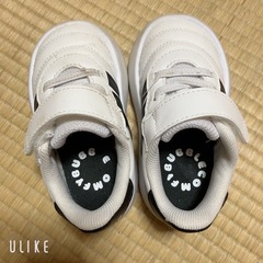 ベビー靴 13cm アディダスの画像