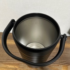 ワークマン WORKMAN　真空ハイブリッドコンテナ ブラック FCD22 500ml ×4本
の画像