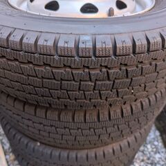 軽貨物車用　スタッドレスタイヤセット　バリ山　美品の画像