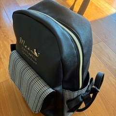 女子　リュックの画像