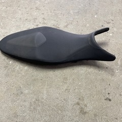 スズキ　グラディウスシートの画像