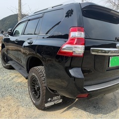 ランドクルーザープラドの画像