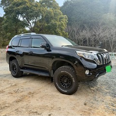 ランドクルーザープラドの画像