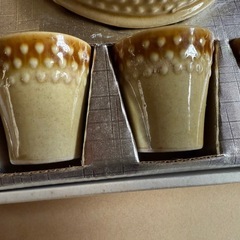 陶器カップの画像