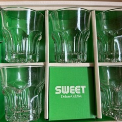 ガラスコップの画像