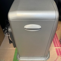 石油ファンヒーターの画像