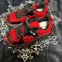 SHEIN スパイダーマン風スニーカー 18の画像