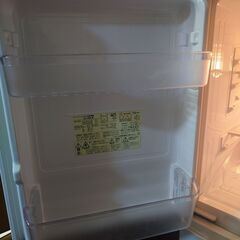 シャープ冷蔵庫　137L　2011年製の画像