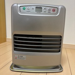 石油ファンヒーター(シルバー)の画像