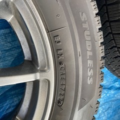 フリード　スタッドレスタイヤ 　ブリザックVRX2 185 65R
 15の画像