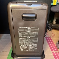 石油ファンヒーターの画像