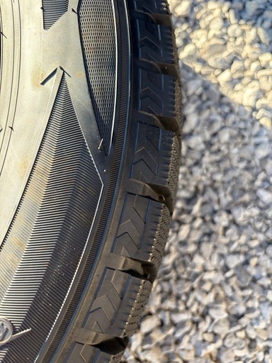 【価格相談可】スタッドレスタイヤホイール4セット ナット付　195/65R16 92Q ダンロップ