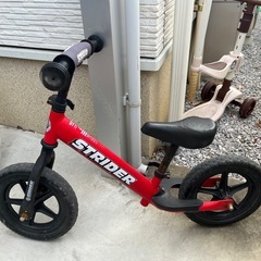 ストライダー　赤の画像