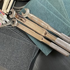 工具　まとめて大量【ドライバー・レンチ・ワイヤー・サンドシート・電動ドライバー・マジック・ 針金他】の画像