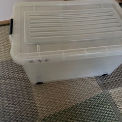 衣装ケースの画像