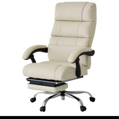 ゲーミングチェア　アイボリーの画像