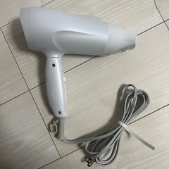 ドライヤーの画像