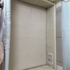 アップリカ　ココネルエアー　ベビーベッドの画像