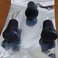 未使用 トレッキングポールの先端／それぞれamazonおよびCAINZで購入したものですの画像