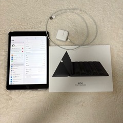 iPad第9世代＆純正カバーキーボードの画像