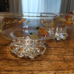 昭和レトロ可愛いアイスクリームカップの画像