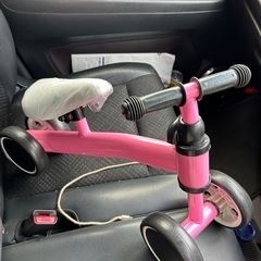 【新品・未使用品】バランス　バイク　①の画像