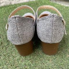 makana ヒールパンプスの画像